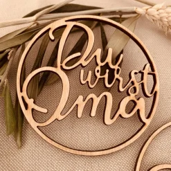 Holz-Anhänger „Du wirst Oma/Opa“, Schwangerschaft verkünden