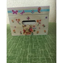 Holzbox für Spielsachen oder Malsachen