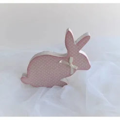 Holzhase sitzend rosa mit weißen Punkten