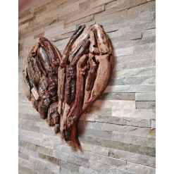 Holzherz XL- Wandschmuck, Wanddeko aus Holz - Wandbild mit Schwemmholz für innen und außen.