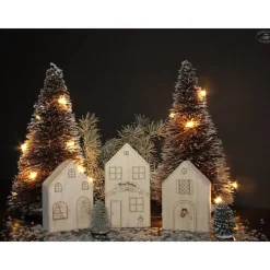 Holzhäuschen, weihnachtlich graviert, 3er-Set / Weihnachtsdorf