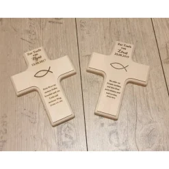 Holzkreuz aus Ahorn Taufkreuz, Kommunion, Konfirmation mit individueller Gravur, personalisierbar, Taufspruch, Tauffisch