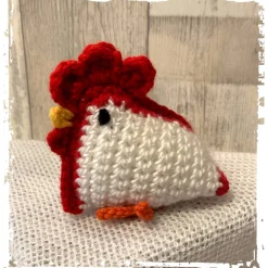 Huhn/Henne in liebevoller Handarbeit hergestellt mit vielen Details - ca. 12 cm hoch - gehäkelt!