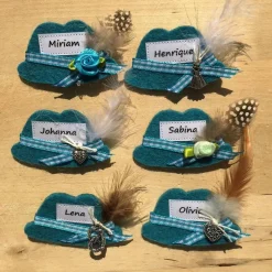 Hut-Anstecker Oktoberfest Trachtenbrosche Filzbrosche Wiesn-Namensträger beschriftet Tracht Wunschbeschriftung personalisiert Firmenlogo