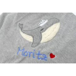 Individuelle Babydecke Wal ahoi mit gestickem Wunschnamen - Kindergarten - Wunschdecke - Schmusedecke m