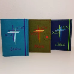 Individuelle Gotteslobhülle aus Filz – personalisiert hochwertig bestickt – wähle dein Design