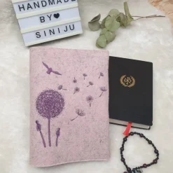 Individuelle Gotteslobhuelle  aus Wollfilz, personalisiert bestickt  , Pusteblume