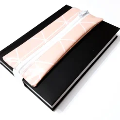 Kalendermäppchen aus Wachstuch mit Gummiband, Stifte Mäppchen mit Gummiband