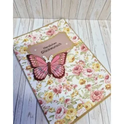 Karte Herzlichen Glückwunsch Schmetterling Blumen – Handgemachte Geburtstagskarte 14,7 x 10,3 cm