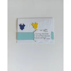 Karte zur Geburt/Taufe, Geburtskarte für einen Jungen, mit aufgeprägter Wäscheleine