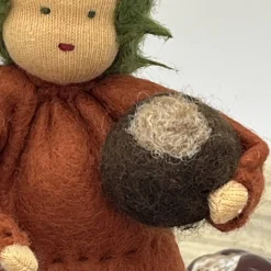 Kastanienjunge - Jahreszeitentisch - Blumenkind - Herbst