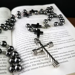 Katholischer Rosenkranz aus Hämatitperlen und Edelstahl – Modernes Design und Tradition vereint