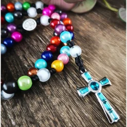 katholischer Rosenkranz, bunt, Farb- und Kreuzauswahl