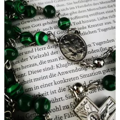 katholischer Rosenkranz, Malachitperlen und Edelstahl