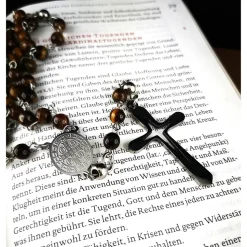 katholischer Rosenkranz, Tigeraugeperlen und Edelstahl