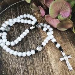 katholischer Rosenkranz, weiss,  Kreuzauswahl