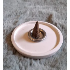 Keramik Räucherwichtel Zwerg – Handgegossene Deko für Räucherkegel & Weihnachten