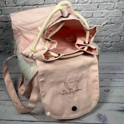 Kinder Rucksack mit Blumenkranz, Initial & Namen bestickt I personalisierter Kinderrucksack I Kita Tasche in 5 Farben