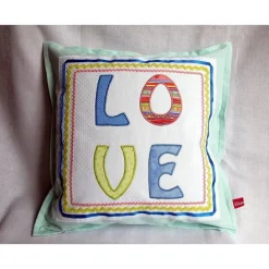 Kissen LOVE zum Valentinstag