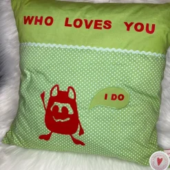 Kissenhülle / "Who loves you" / 40x40cm / grün