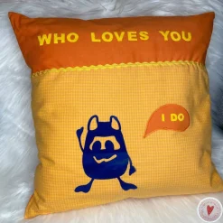 Kissenhülle / "Who loves you" / 40x40cm / orange