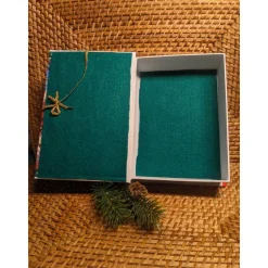 Klappdeckelbox mit Serviettenmotiv 