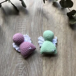 Kleine Gehäkelte Engel