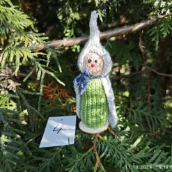 Kleine gestrickte Waldwichtel – zauberhafte Deko für Advent & Weihnachten
