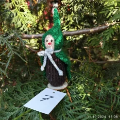 Kleine gestrickte Waldwichtel – zauberhafte Deko für Advent & Weihnachten