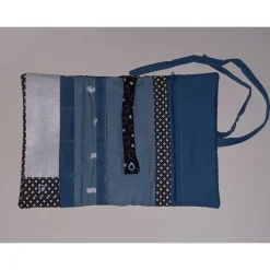 Kleine Schmuckrolle, Schmucketui, Schmucktasche, Schmuckaufbewahrung