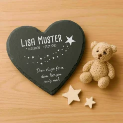 Kleiner Gedenkstein für Sternenkinder – Schiefertafel mit Namen, Datum und süßen Motiven – Erinnerung