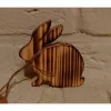 Kleiner Hase aus Holz, geflammt
