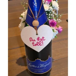 Kleiner Herzanhänger aus Raysin – Geschenkidee & Deko