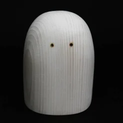 Kleines Gespenst aus Holz #8