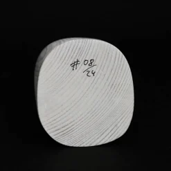 Kleines Gespenst aus Holz #8