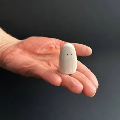 Kleines Gespenst aus Holz #4