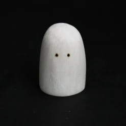 Kleines Gespenst aus Holz #1