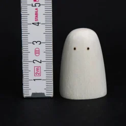 Kleines Gespenst aus Holz #6