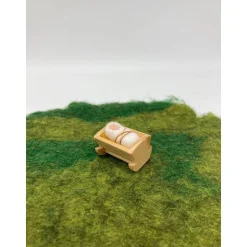 Kleines Jesuskind in der Krippe, Filzkrippe, Krippenfiguren aus Wollfilz