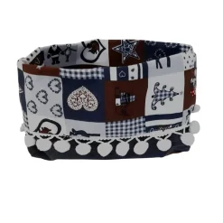 Kleines Weihnachtskörbchen für Gebäck oder Deko