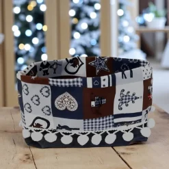 Kleines Weihnachtskörbchen für Gebäck oder Deko