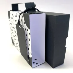 Koffer aus Karton – Handgemachte Geschenkverpackung für Urlaub, Reisegutschein oder Geldgeschenk (15x11x3,5cm)