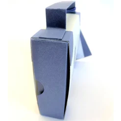 Koffer aus Karton – Handgemachte Geschenkverpackung für Urlaub, Reisegutschein oder Geldgeschenk (15x11x3,5cm)