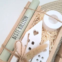 Kollegin Kollege mit Herz Geschenkset Dankeschön Häuser / Lichthäuser Kerzenhalter rund Kerzenset Holzbox Stabkerze