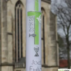 Kommunionkerze Kreuz grün-silber mit Taube, Fisch und Kelch, handverziert, Kommunionkerze Jungen und Mädchen, personalis