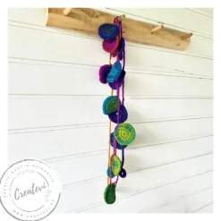 Konfetti Häkelgirlande bunt 180 cm – gehäkelte Wimpelkette Geburtstag Deko Farbverlauf handgemacht