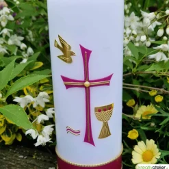 Konfirmationskerze mit byzantinischem Kreuz, Taube, Wellen & Kelch – Weiß, personalisierbar