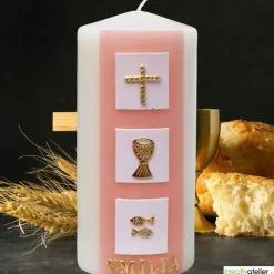 Konfirmationskerze mit drei weißen Kacheln & christlichen Symbolen – Elfenbein, personalisierbar