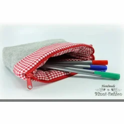 Kosmetiktasche,  Krims-Krams-Täschchen Oktoberfest - Hirsch & Herz, Trachten, grau-rote Tasche, Kosmetikbeutel