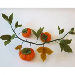 Kürbis Mädchen - Blumenkind - Jahreszeitentisch - Waldorf Art- Art.Nr. HE34